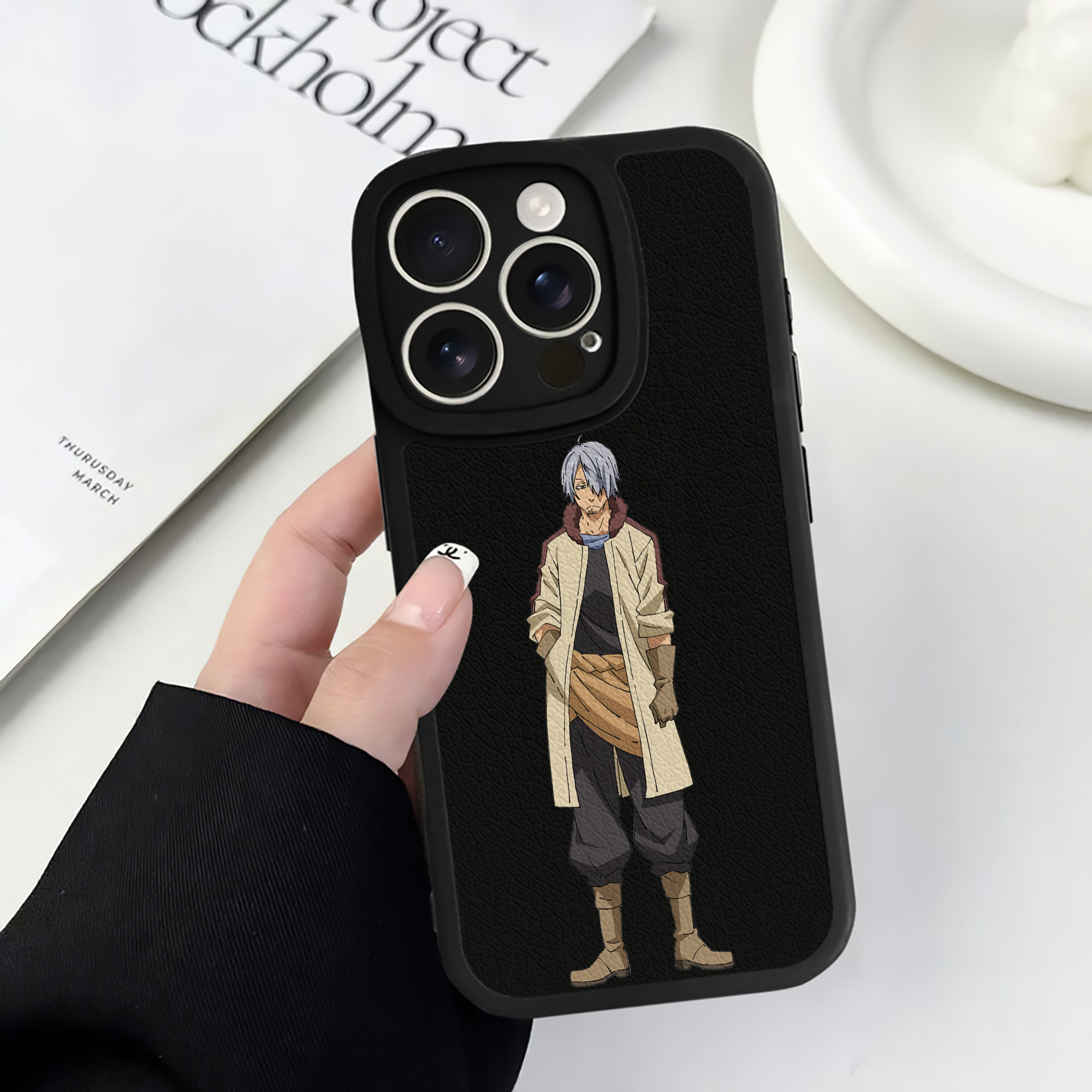（画像用） 転スラ Regarding Reincarnated to Slime 【iPhone 16シリーズ対応】シリコンスマホケース（レザー調） 材質：シリコン